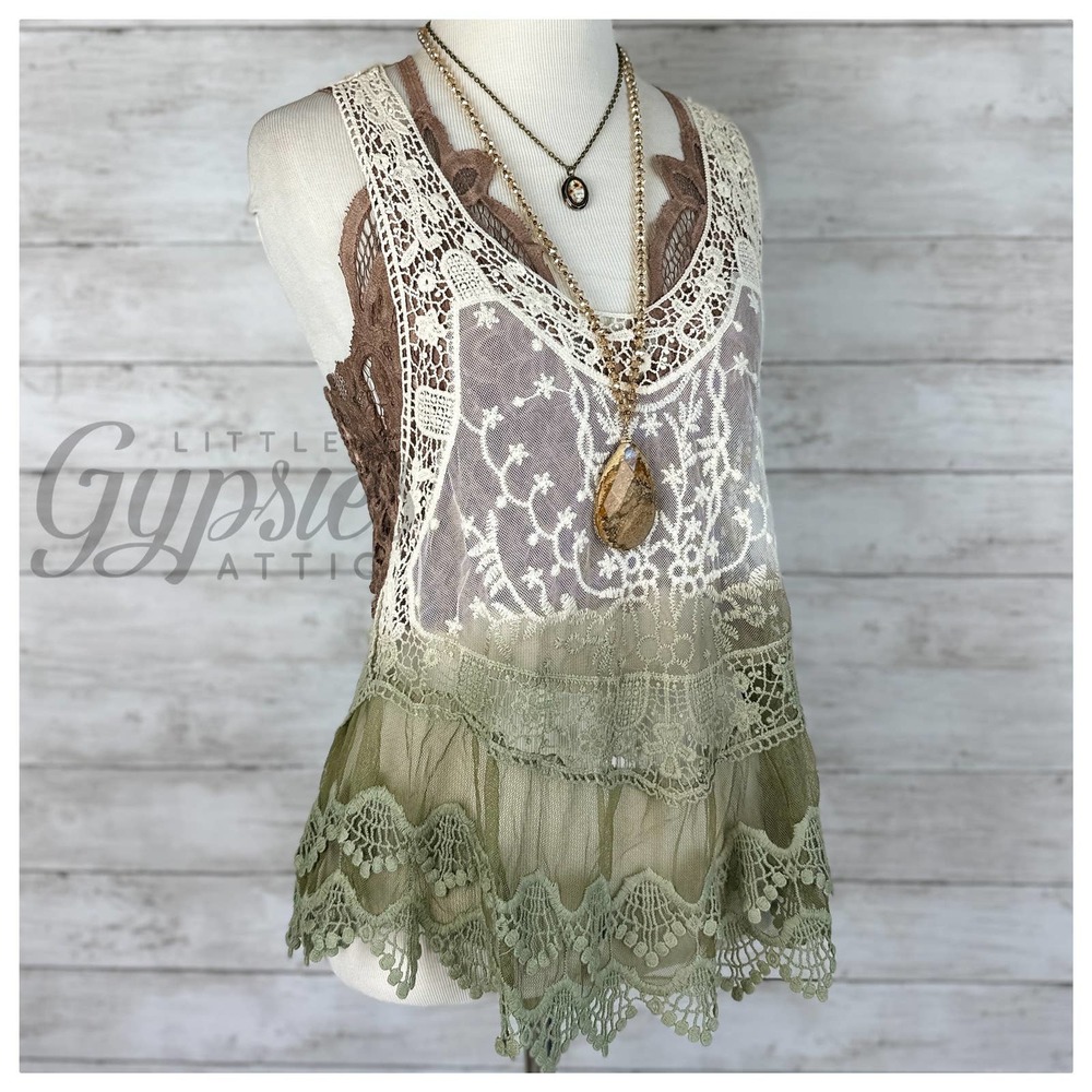POL Antique Ivory Ombre Lace Layering Top - Picture 14 of 16